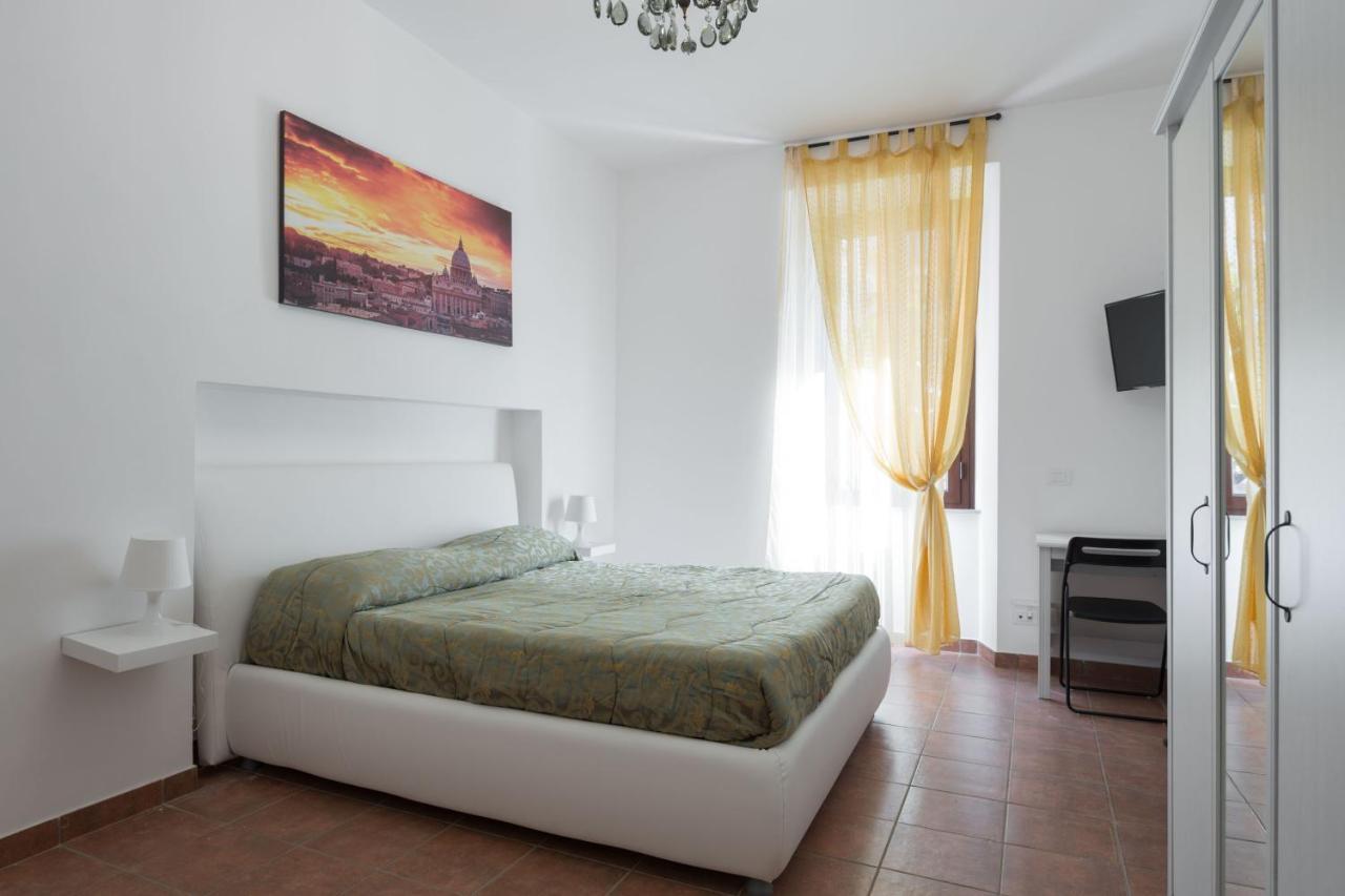 Cornelia Penthouse Bed & Breakfast Рим Екстериор снимка